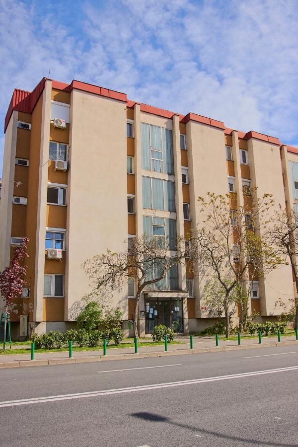 Diamond Butterfly Apartment Escópia Exterior foto